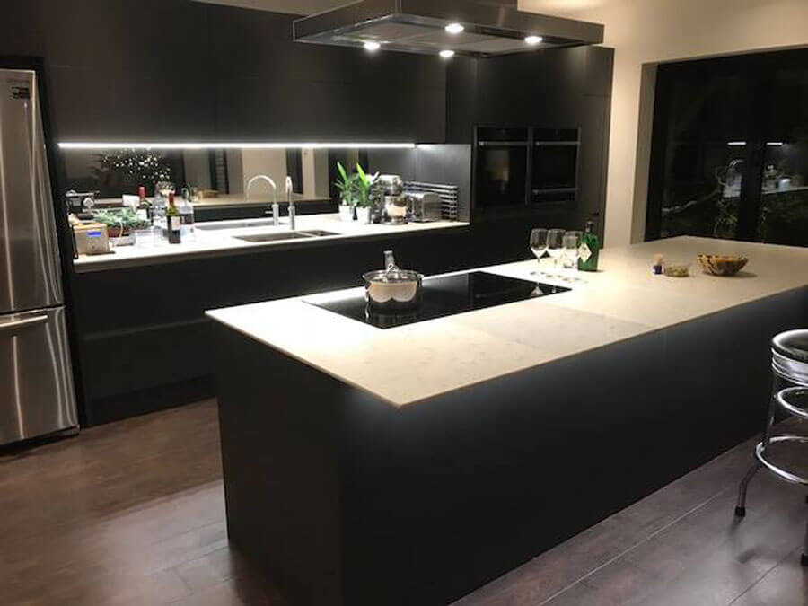 Quartz Kitchen Tops